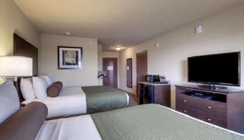 Americinn By Wyndham Oshkosh Exterior photo