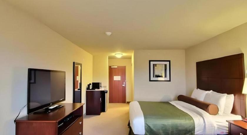 Americinn By Wyndham Oshkosh Exterior photo